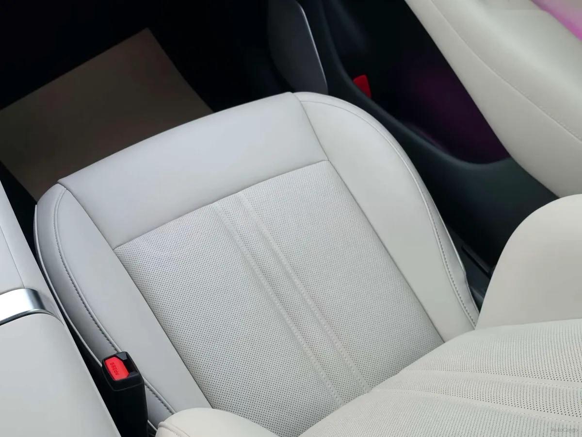 2025 Xiaomi YU7 BEV 101.7KWH image 17