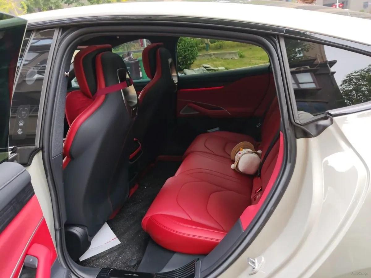 2024 Xiaomi SU7 BEV 73.6KWH 700km image 18