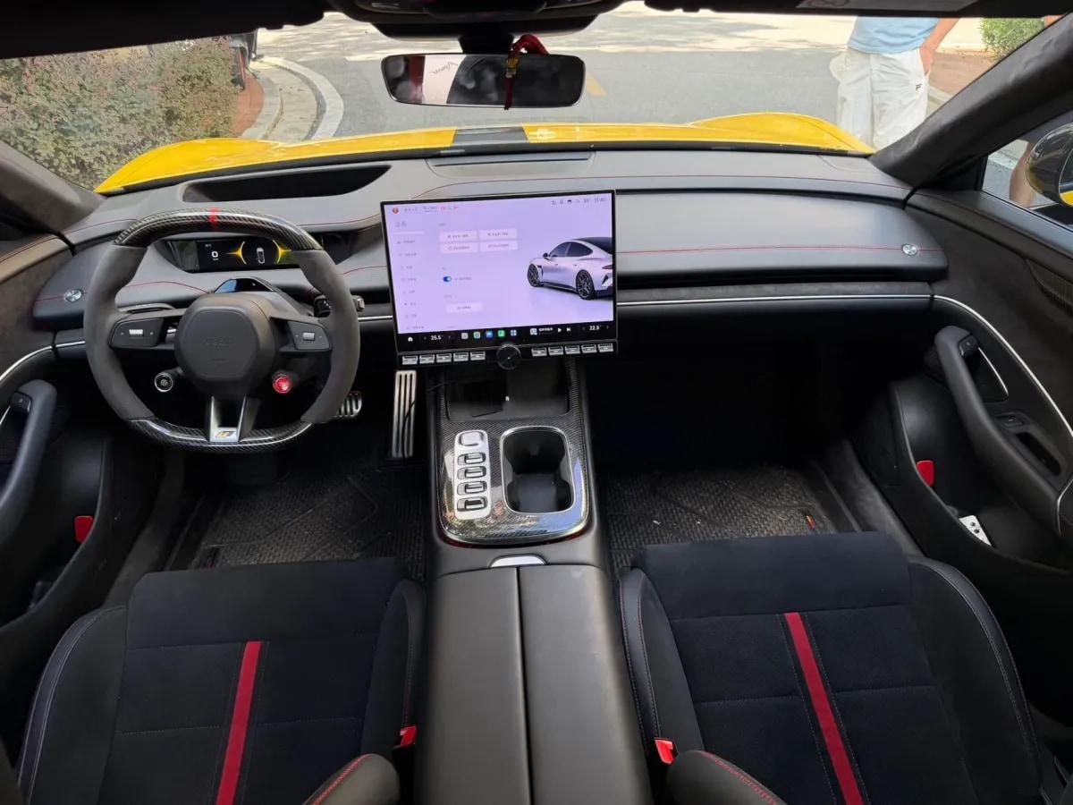 2025 Xiaomi SU7 Ultra BEV 93.7KWH 630km image 18