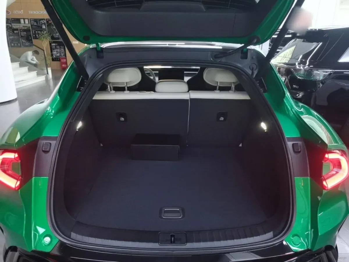 2025 Xiaomi YU7 BEV 101.7KWH image 18