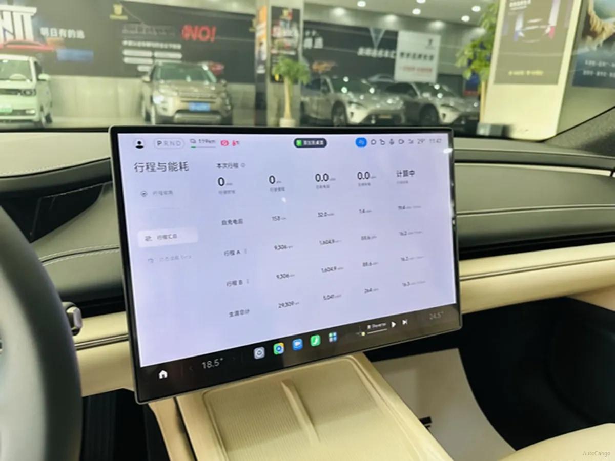 2024 Xiaomi SU7 BEV 94.3KWH 830km image 18