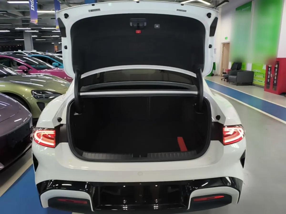 2024 Xiaomi SU7 BEV 73.6KWH 700km image 18
