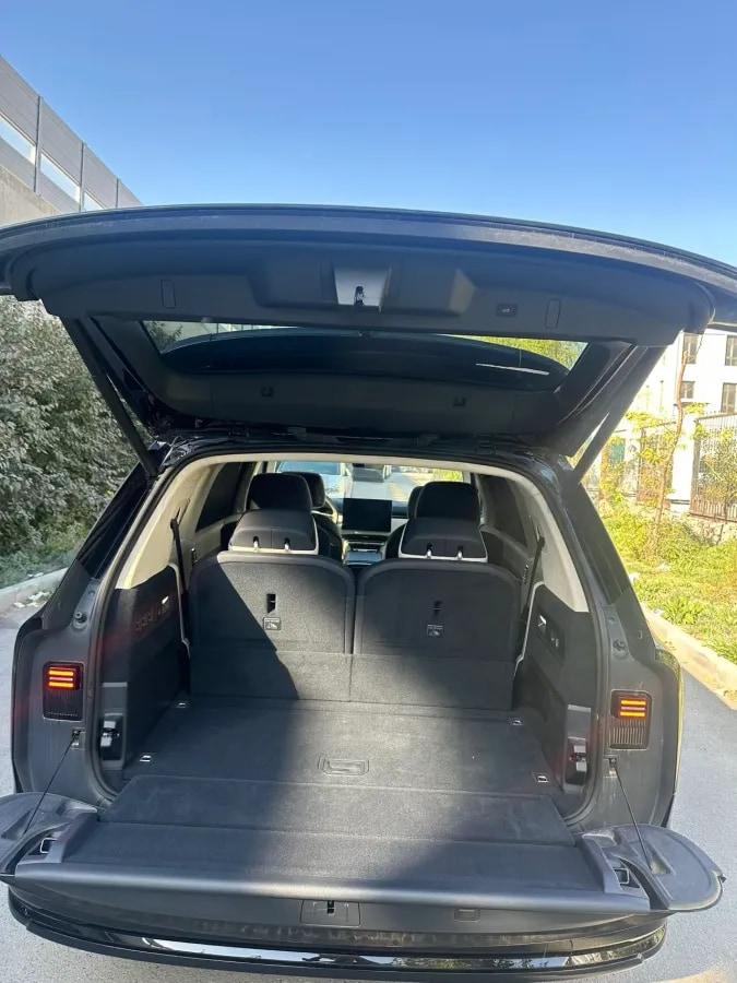 2025 Zeekr 9X 2.0T 279HP L4 1DHT PHEV 70KWH 380km image 18
