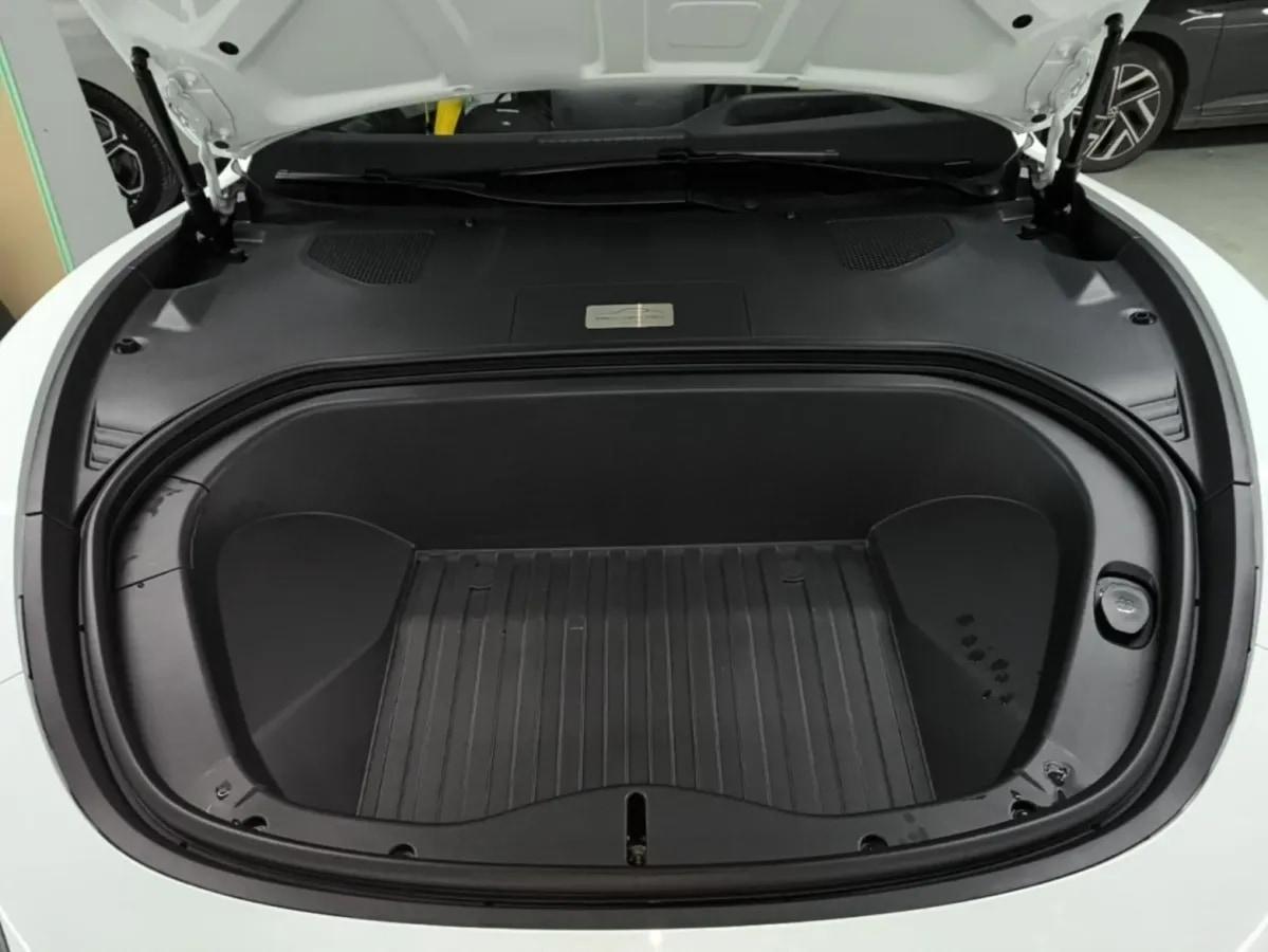 2025 Xiaomi SU7 Ultra BEV 93.7KWH 630km image 19