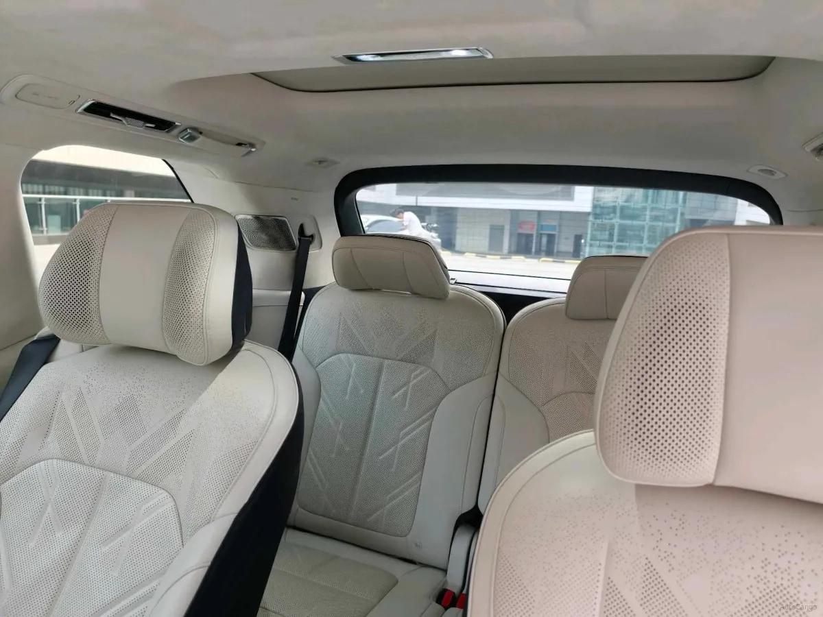 2025 Zeekr 9X 2.0T 279HP L4 1DHT PHEV 55KWH 288km image 19