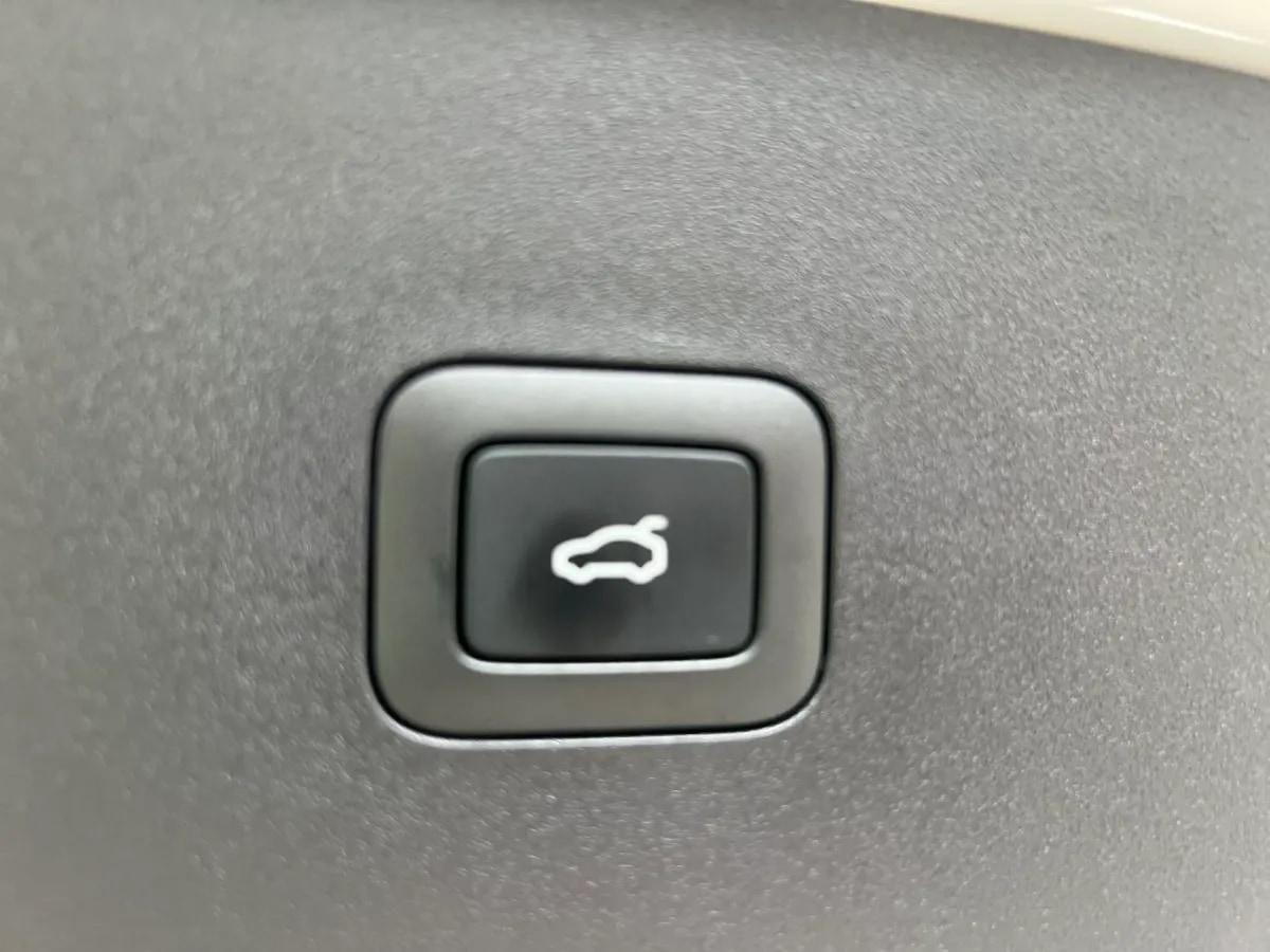 2025 Xiaomi YU7 BEV 101.7KWH image 19