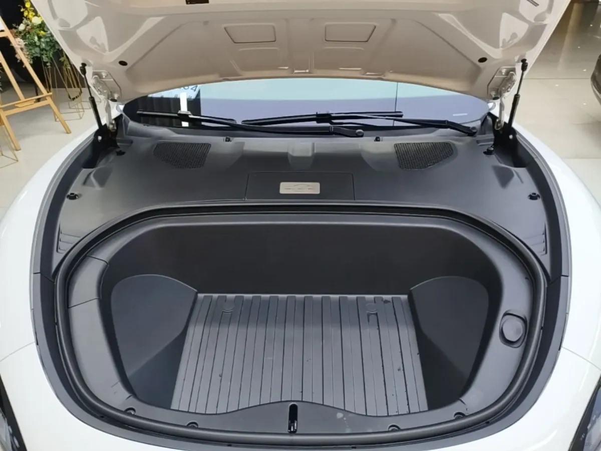 2024 Xiaomi SU7 BEV 94.3KWH 830km image 19
