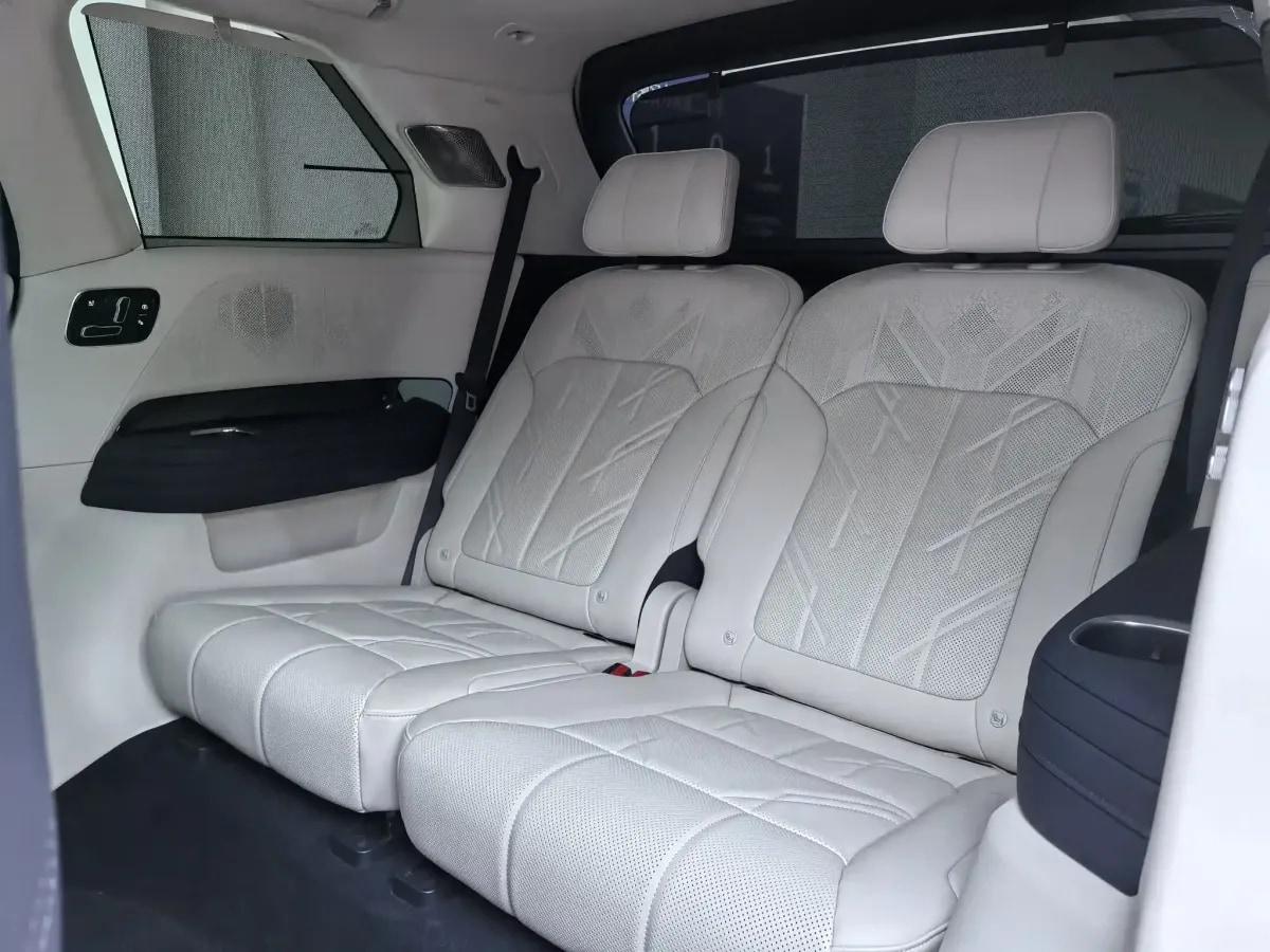 2025 Zeekr 9X 2.0T 279HP L4 1DHT PHEV 70KWH 380km image 19