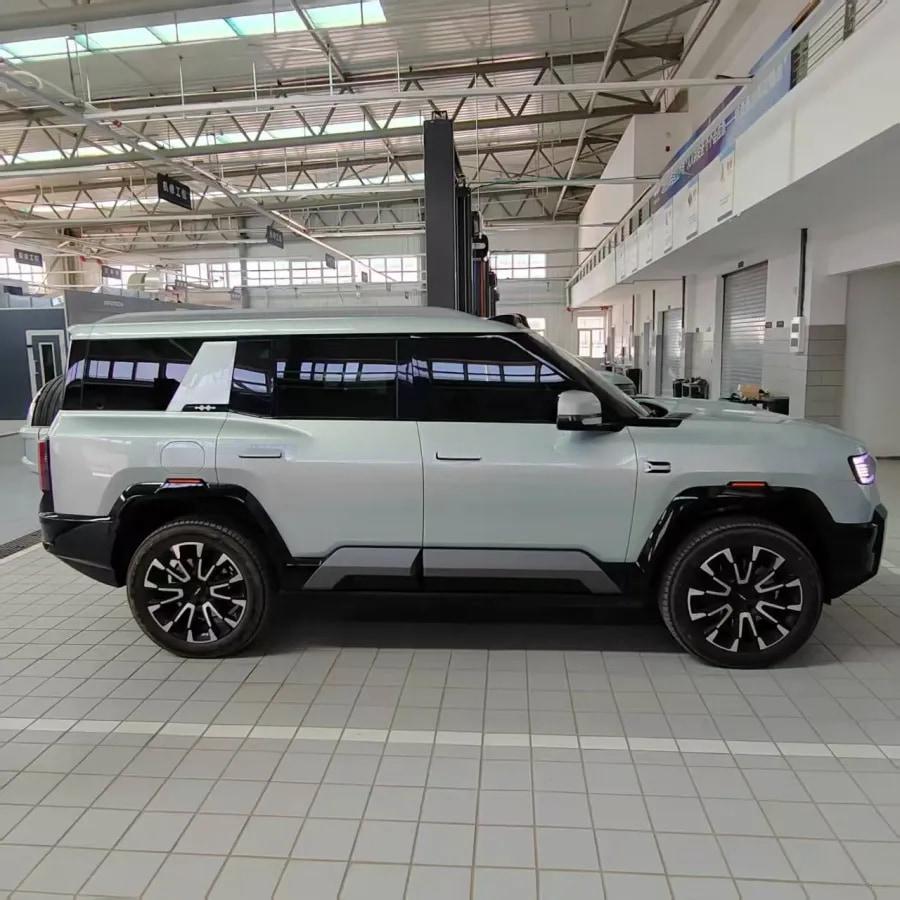 2025 Fang Cheng Bao Bao 8 2.0T 245HP L4 E-CVT PHEV 36.8KWH image 2