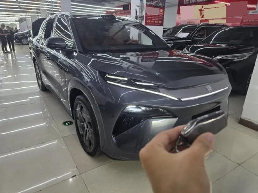 2025 BYD Tang L 1.5T 156HP L4 E-CVT PHEV 35.6KWH 200km image 2