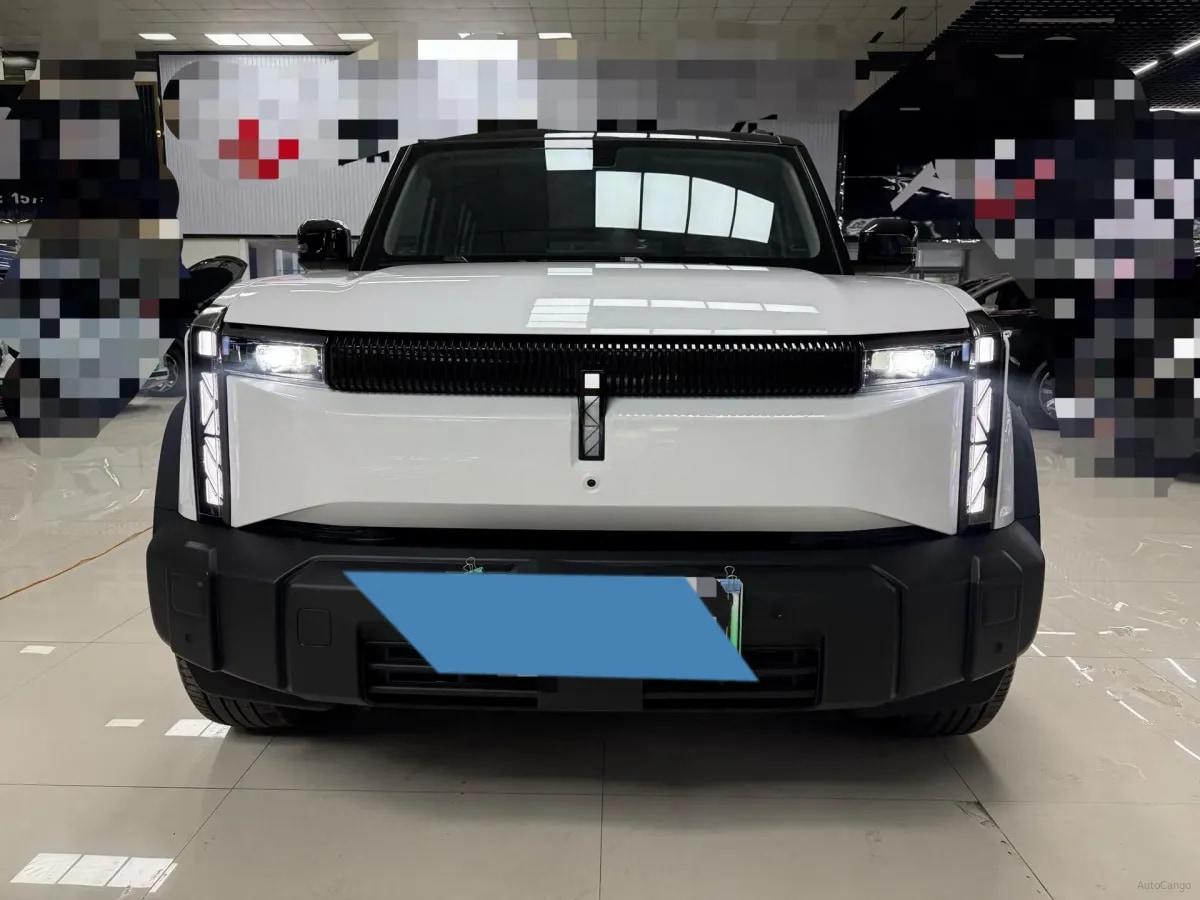 2024 iCAR iCAR 03 BEV 65.69KWH image 2