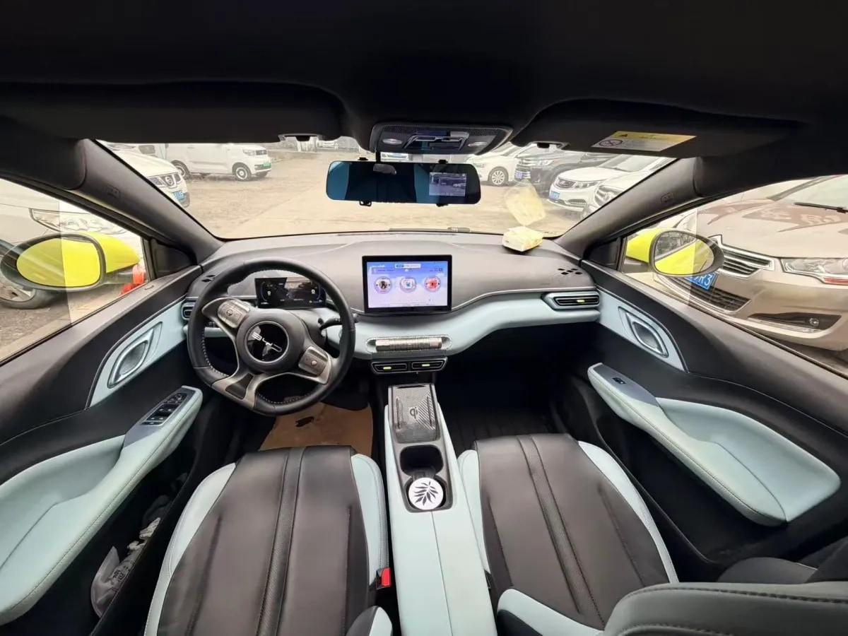 2023 BYD Seagull BEV 30.08KWH 305km image 2