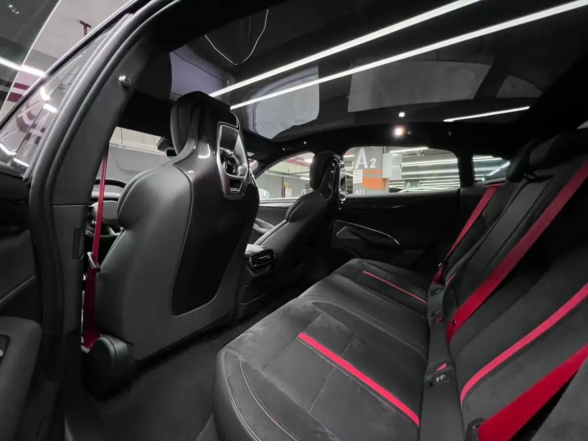 2025 Xiaomi SU7 Ultra BEV 93.7KWH 630km image 2