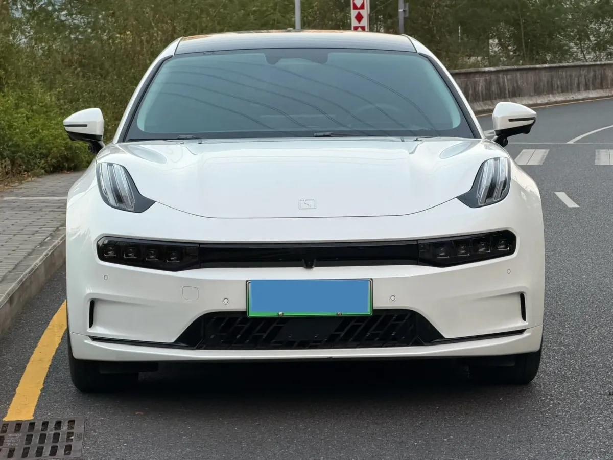 2023 Zeekr 001 BEV 100KWH 741km image 2