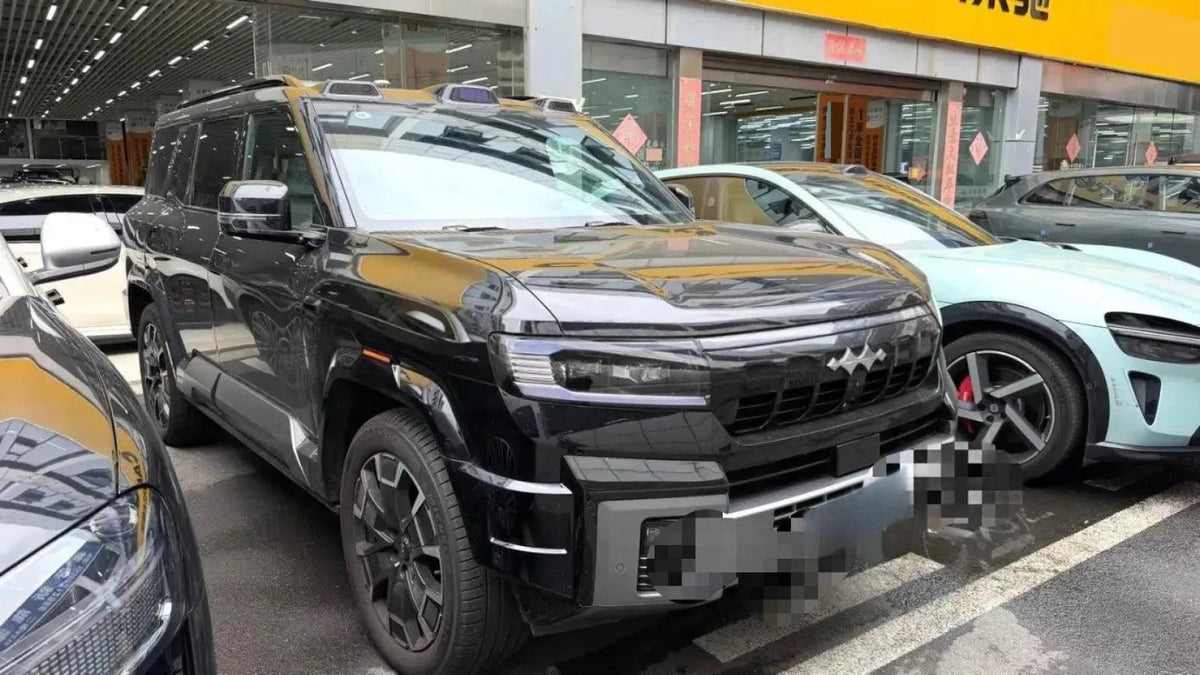 2025 Fang Cheng Bao Bao 8 2.0T 245HP L4 E-CVT PHEV 36.8KWH image 2