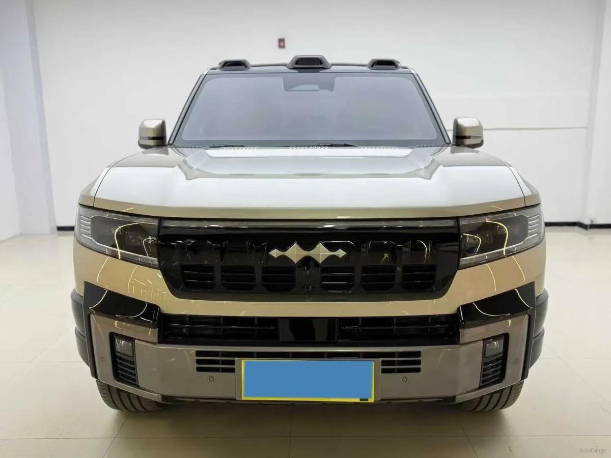 2025 Fang Cheng Bao Bao 8 2.0T 245HP L4 E-CVT PHEV 36.8KWH image 2