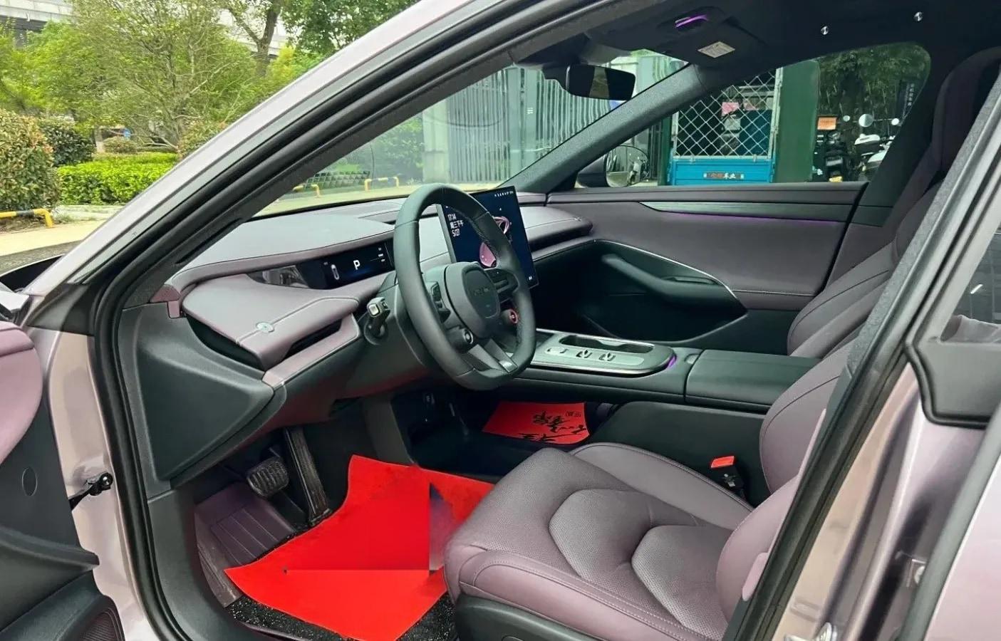 2024 Xiaomi SU7 BEV 73.6KWH 700km image 2