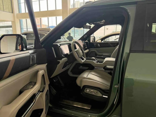 2025 Fang Cheng Bao Bao 8 2.0T 245HP L4 E-CVT PHEV 36.8KWH image 2