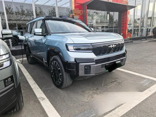 2025 Fang Cheng Bao Bao 8 2.0T 245HP L4 E-CVT PHEV 36.8KWH image 2