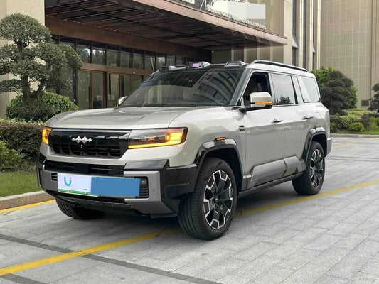 2025 Fang Cheng Bao Bao 8 2.0T 245HP L4 E-CVT PHEV 36.8KWH image 2