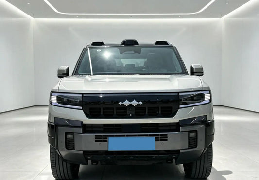 2025 FangChengBao Bao 8 2.0T 245HP L4 E-CVT PHEV 36.8KWH image 2
