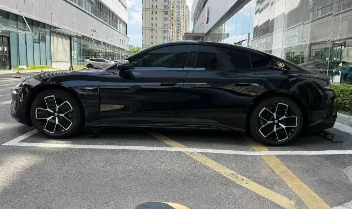 2024 Xiaomi SU7 BEV 73.6KWH 700km image 2