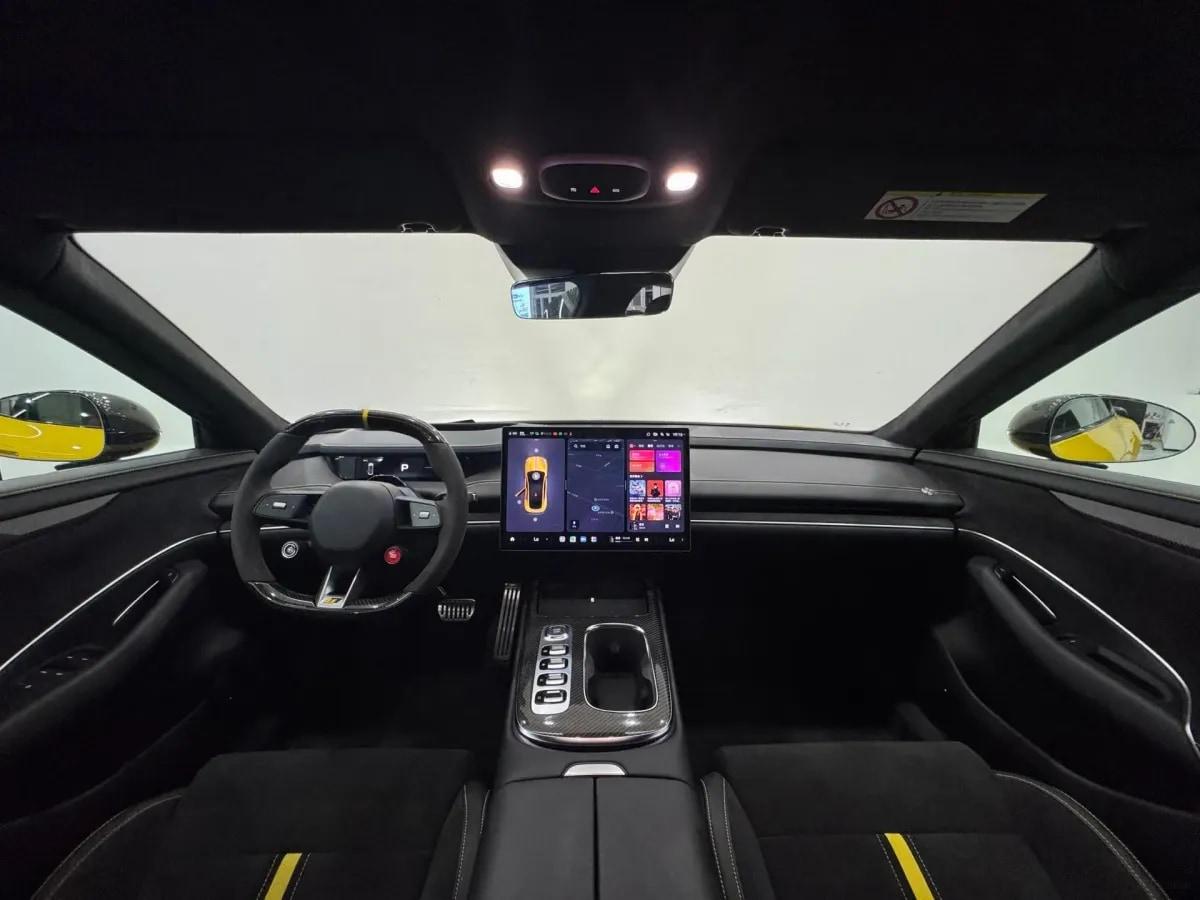 2025 Xiaomi SU7 Ultra BEV 93.7KWH 630km image 2