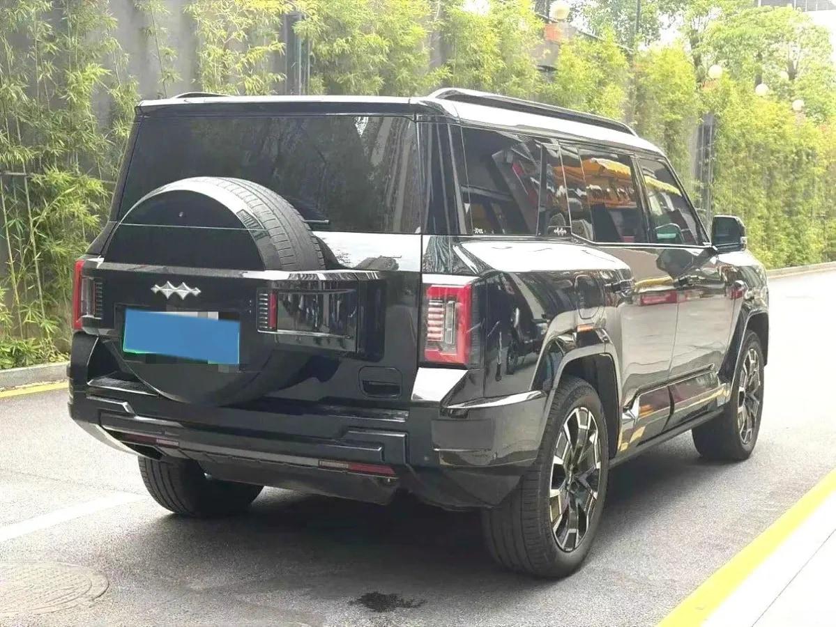 2025 Fang Cheng Bao Bao 8 2.0T 245HP L4 E-CVT PHEV 36.8KWH image 2