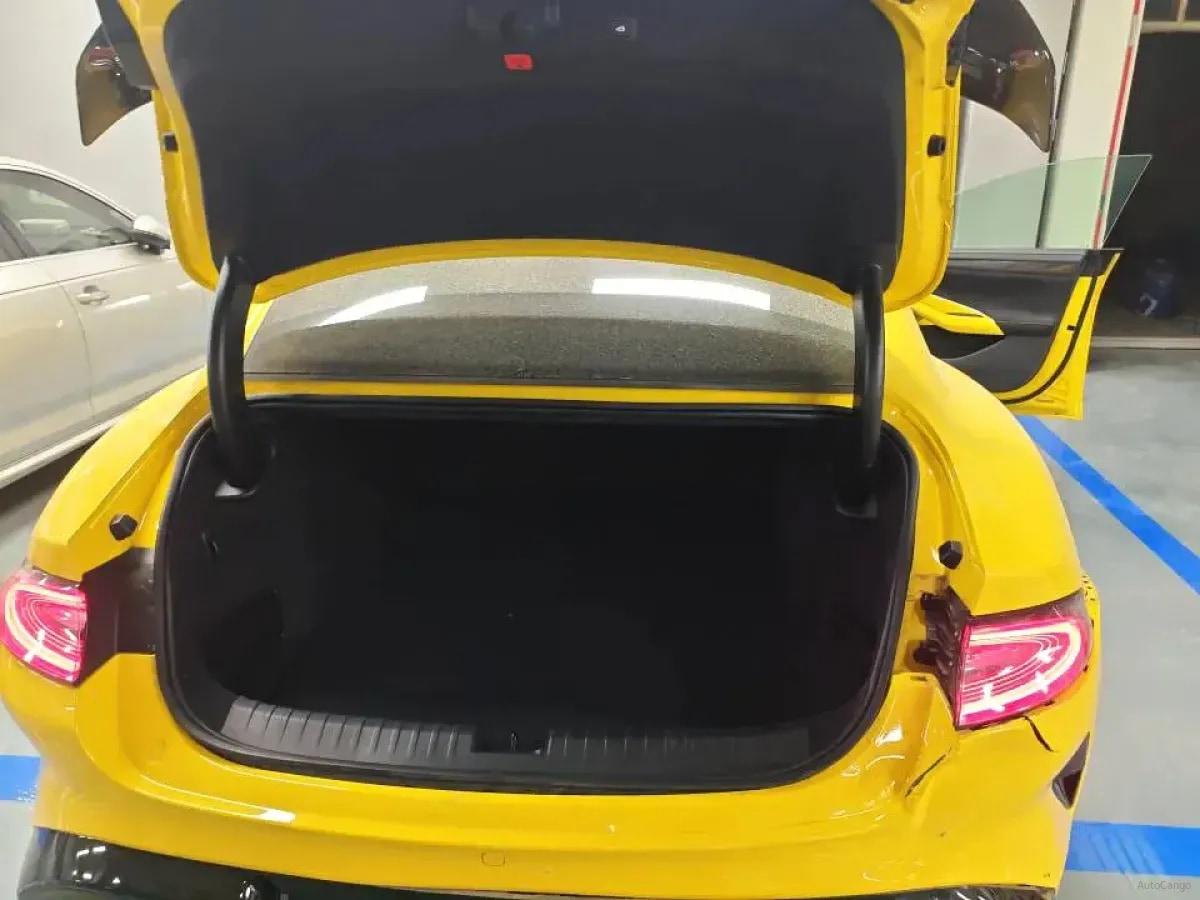 2025 Xiaomi SU7 Ultra BEV 93.7KWH 630km image 2