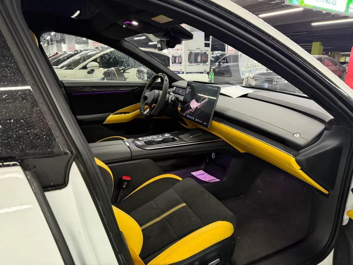 2025 Xiaomi SU7 Ultra BEV 93.7KWH 630km image 2
