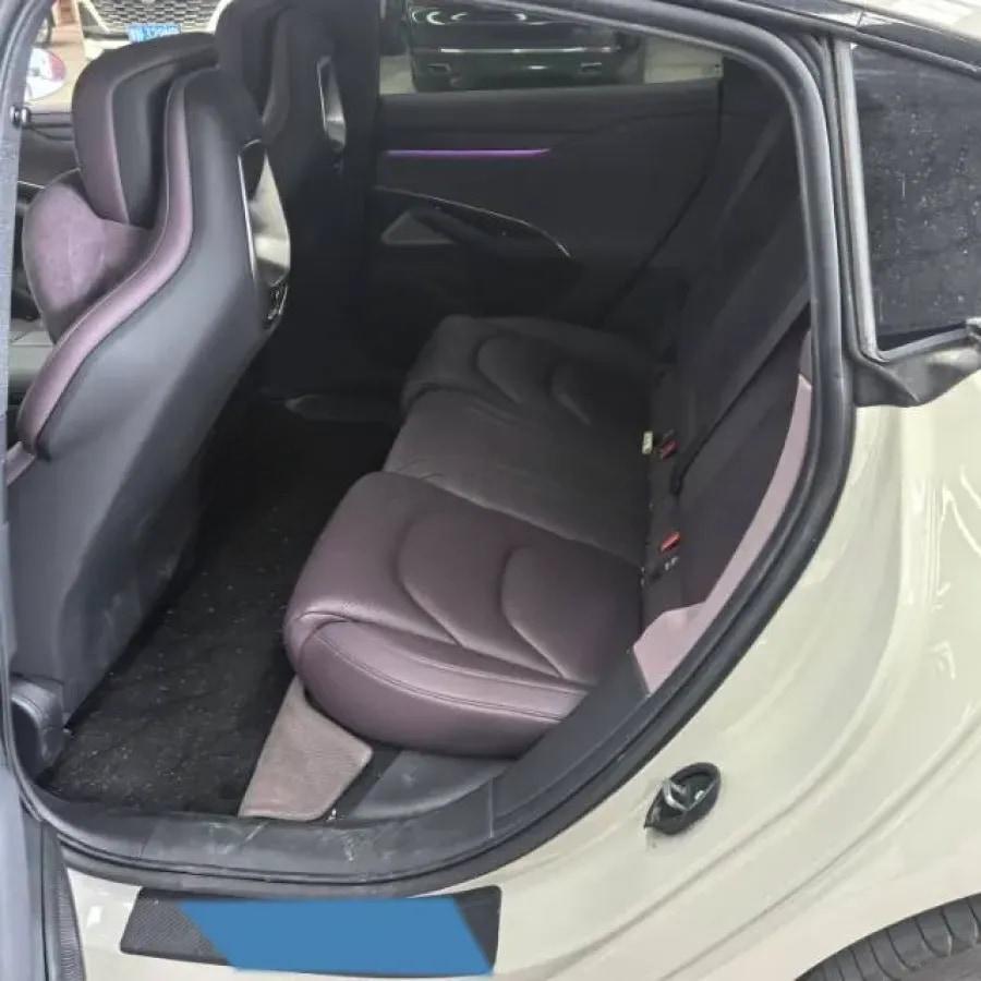 2024 Xiaomi SU7 BEV 94.3KWH 830km image 2