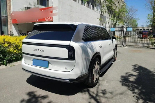 2025 Zeekr 9X 2.0T 279HP L4 1DHT PHEV image 2