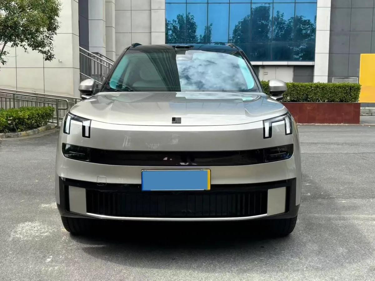 2025 LYNK&CO 900 1.5T 190HP L4 3DHT PHEV 44.85KWH 220km image 2