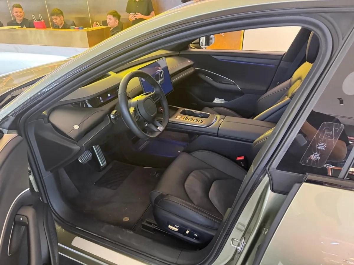 2024 Xiaomi SU7 BEV 101KWH image 2