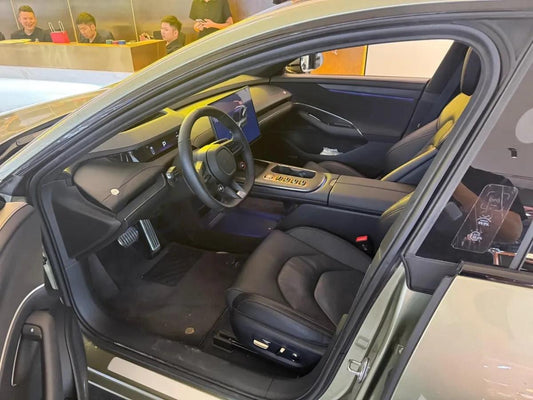 2024 Xiaomi SU7 BEV 101KWH image 2