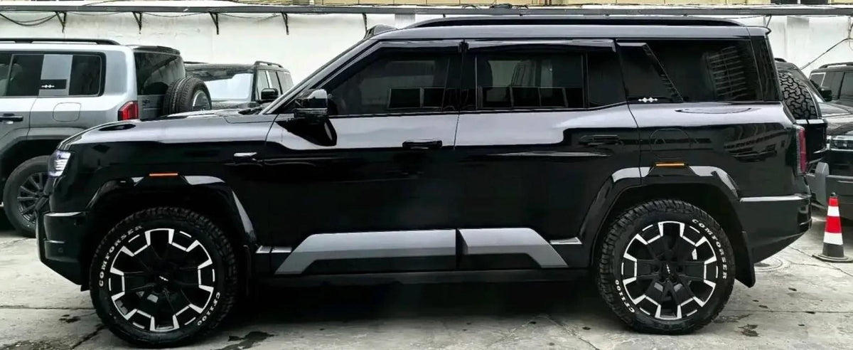 2025 FangChengBao Bao 8 2.0T 245HP L4 E-CVT PHEV 36.8KWH image 2