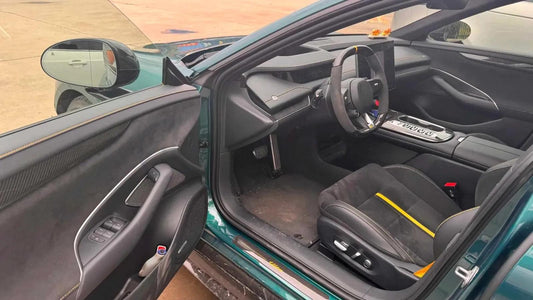 2025 Xiaomi SU7 Ultra BEV 93.7KWH image 2
