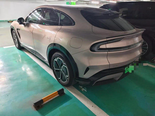 2025 Xiaomi YU7 BEV 96.3KWH image 2