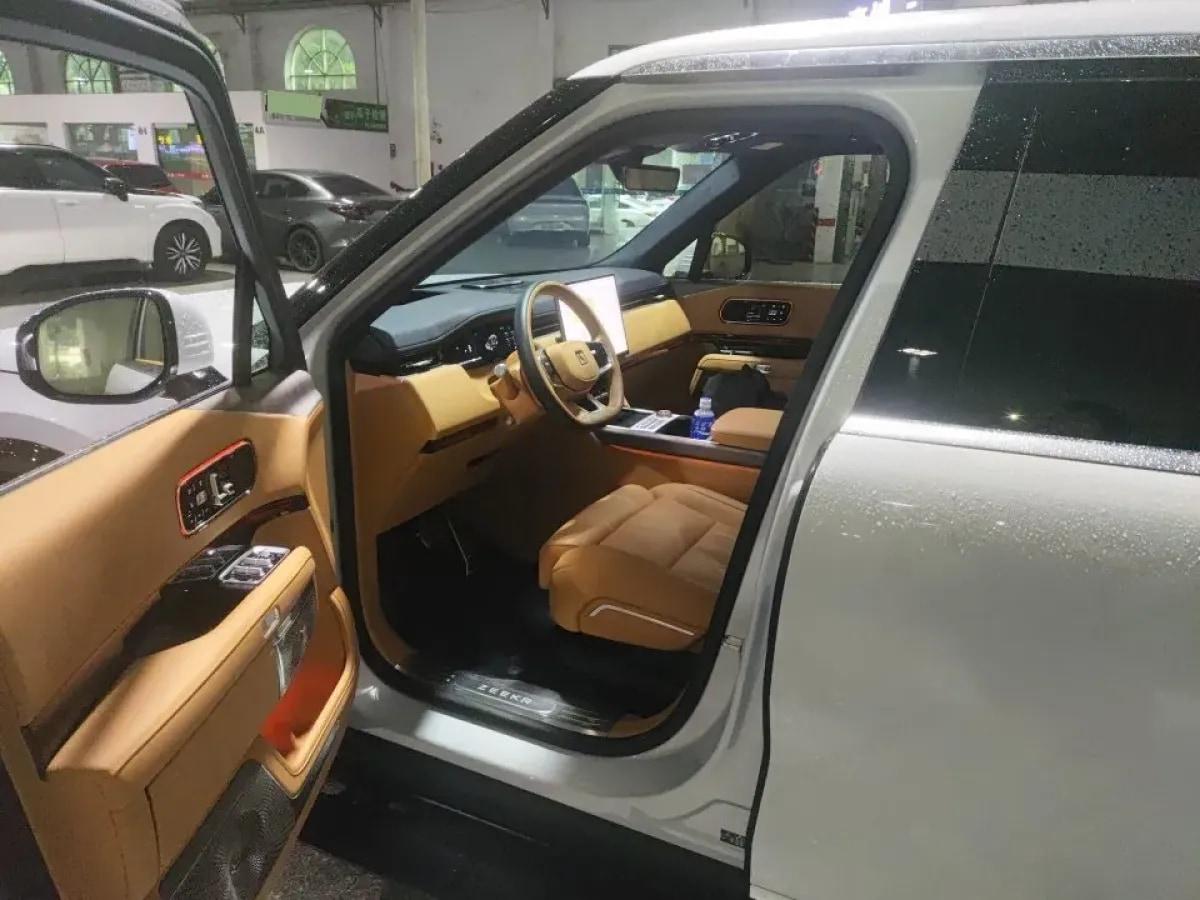 2025 Zeekr 9X 2.0T 279HP L4 1DHT PHEV 70KWH 380km image 2