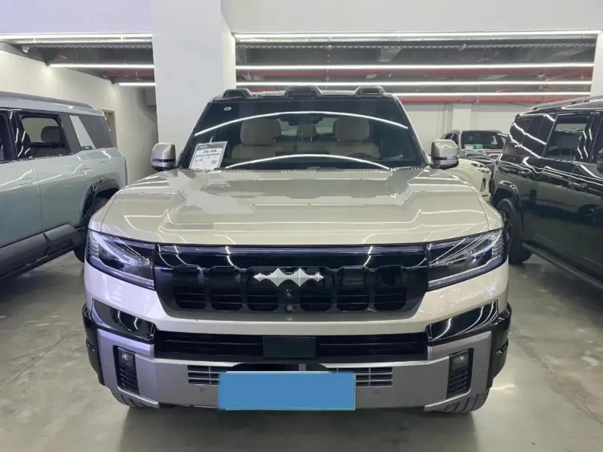 2025 Fang Cheng Bao Bao 8 2.0T 245HP L4 E-CVT PHEV 36.8KWH image 2