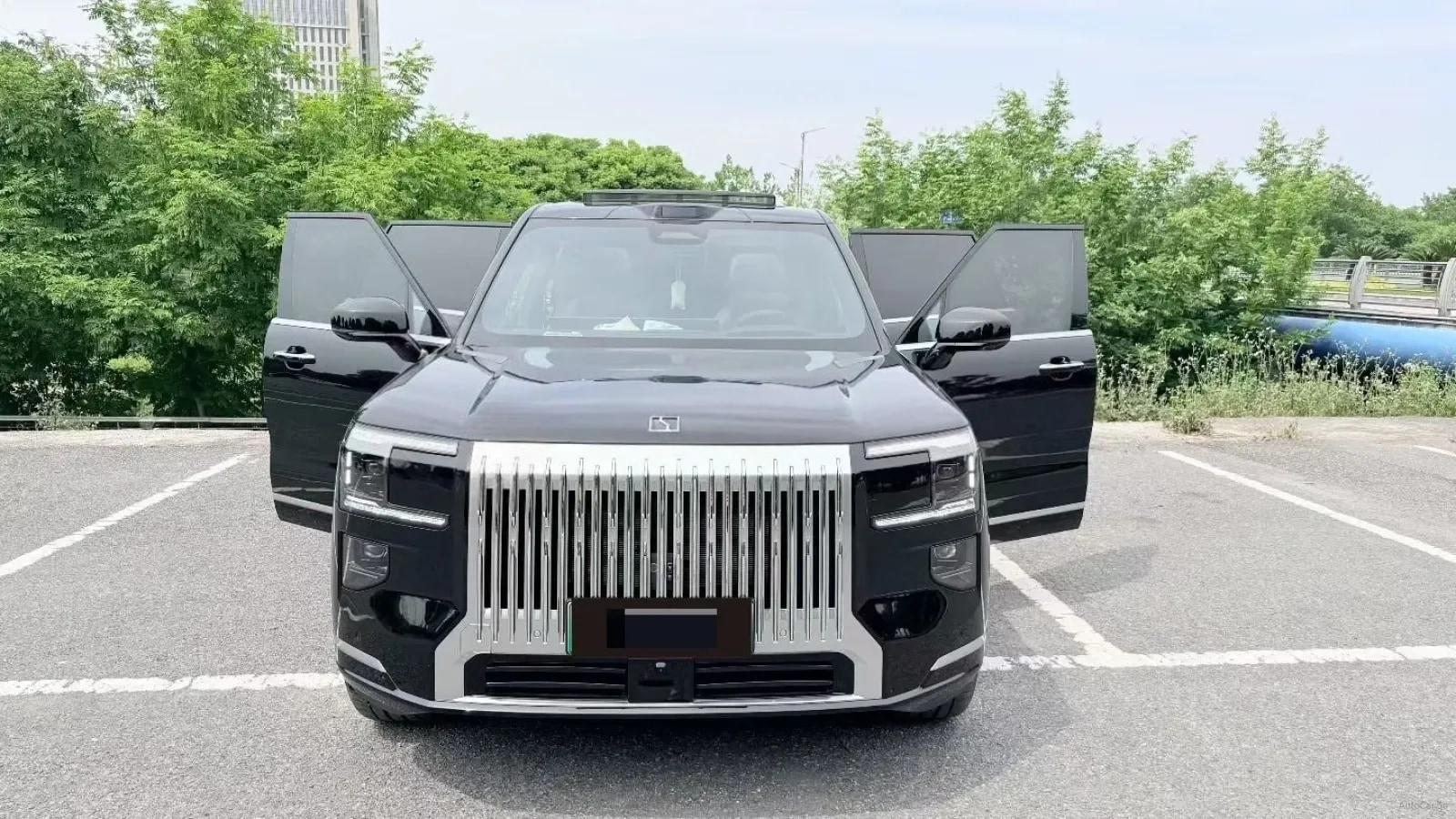 2025 Zeekr 9X 2.0T 279HP L4 1DHT PHEV image 2