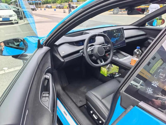 2026 Xiaomi SU7 BEV image 2