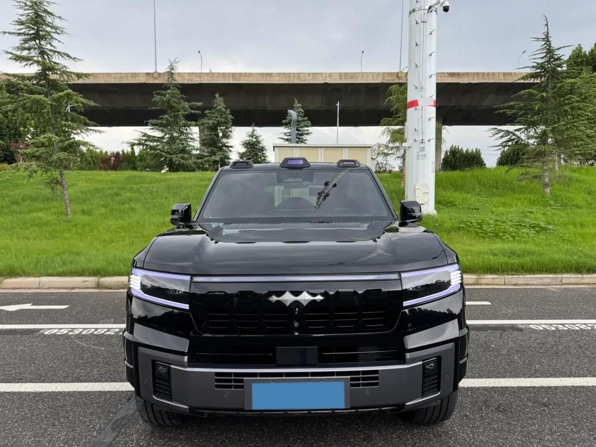 2025 FangChengBao Bao 8 2.0T 245HP L4 E-CVT PHEV 36.8KWH image 2