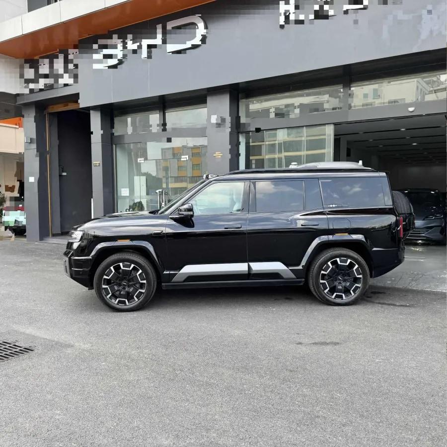 2025 Fang Cheng Bao Bao 8 2.0T 245HP L4 E-CVT PHEV 36.8KWH image 2