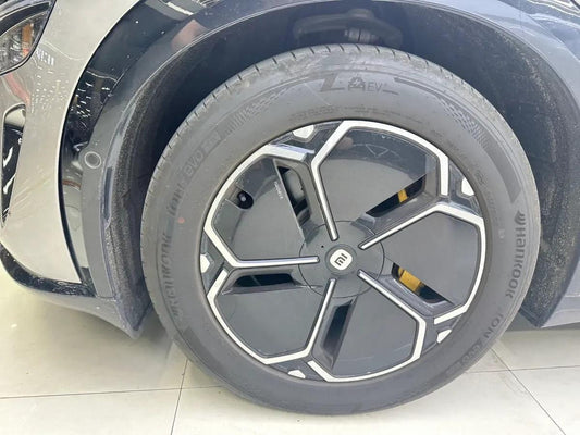2025 Xiaomi YU7 BEV 101.7KWH image 2