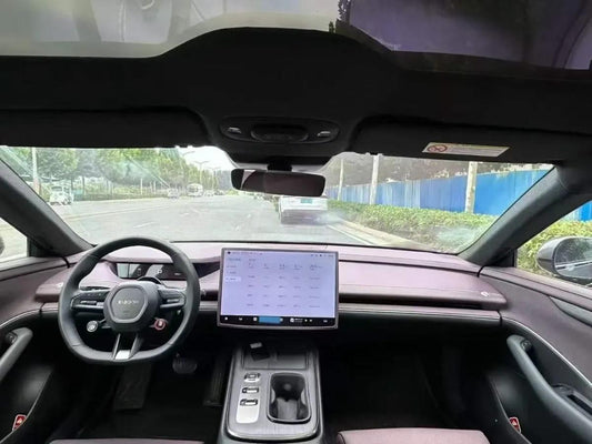 2024 Xiaomi SU7 BEV 73.6KWH image 2