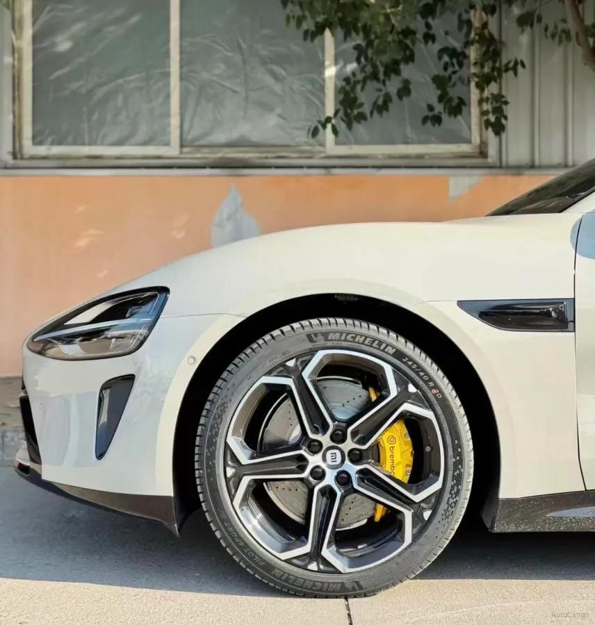 2024 Xiaomi SU7 BEV 73.6KWH 700km image 2
