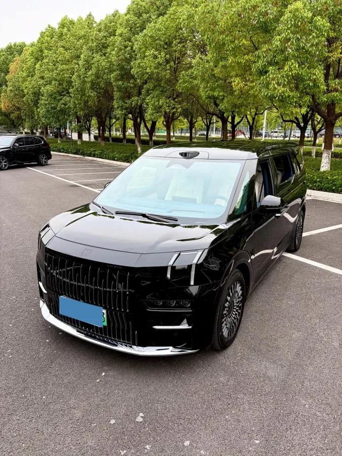 2024 Zeekr 009 BEV 108KWH 702km image 2