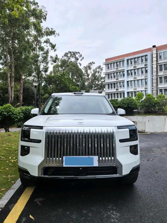 2025 Zeekr 9X 2.0T 279HP L4 1DHT PHEV image 2