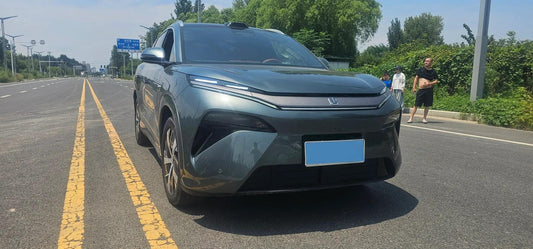 2025 BYD Tang L 1.5T 156HP L4 E-CVT PHEV image 2